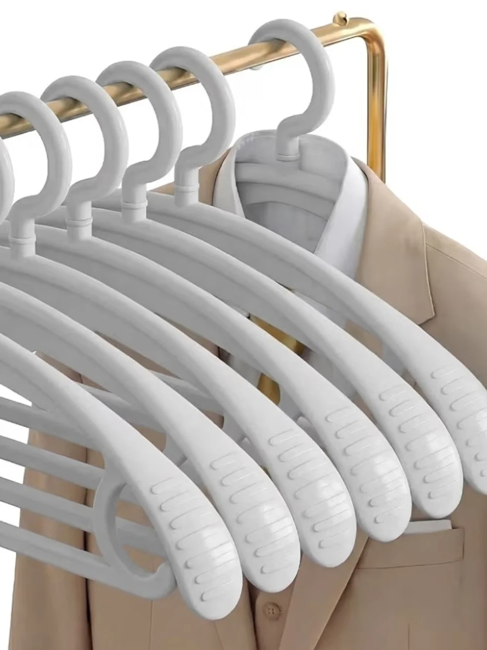 Non-Slip Heavy Duty Plastic Hangers - White - 10 Pack